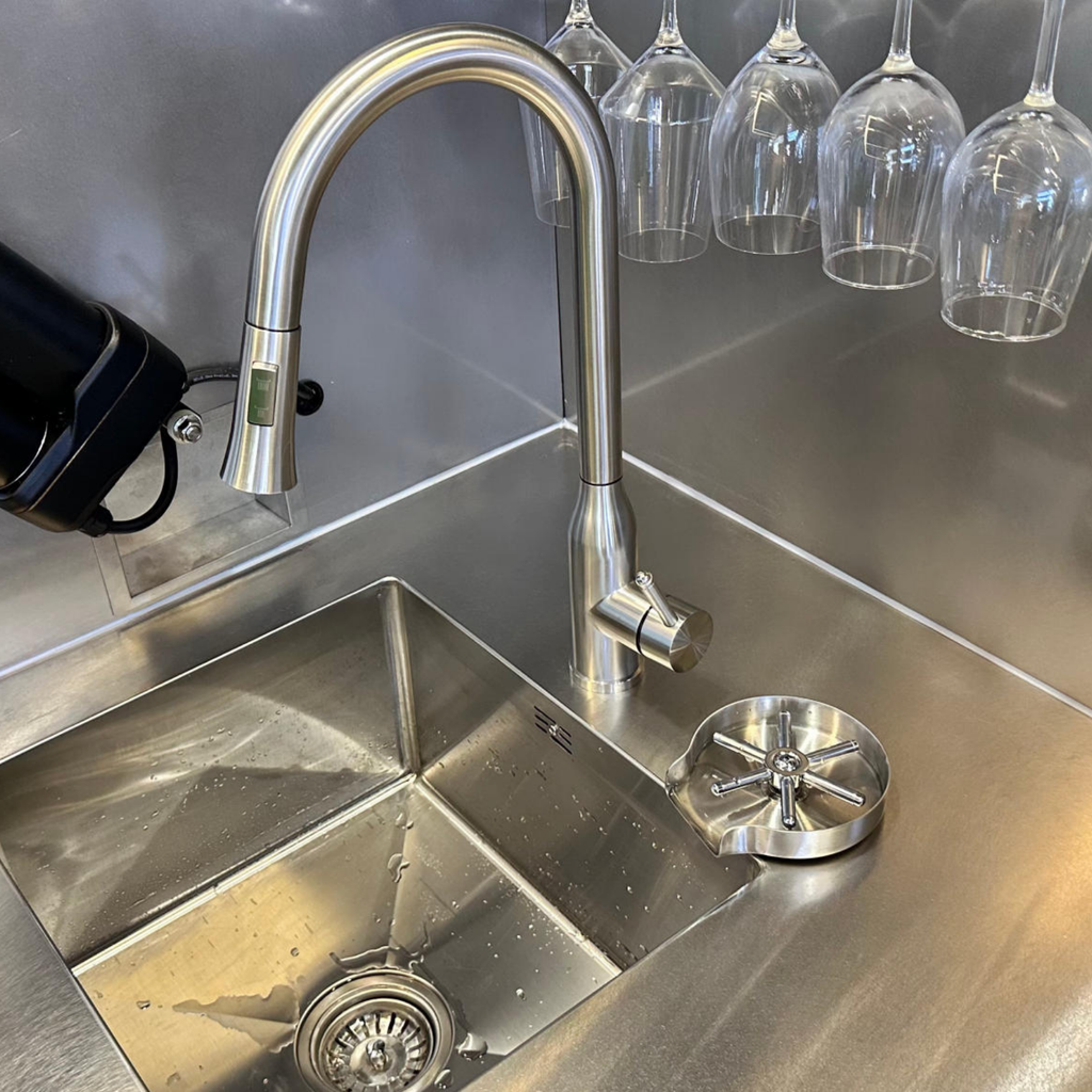 Stainless steel sink with pull-out tap and overhead glass rack — OLEA 24 Grey